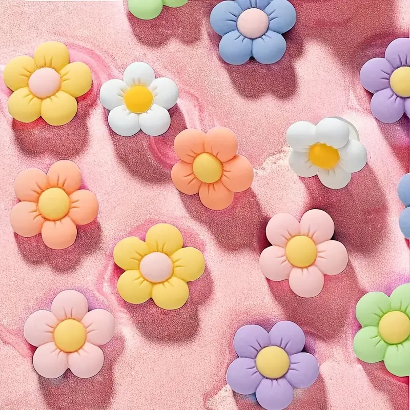 7 kusů ozdob na crocs kytičky