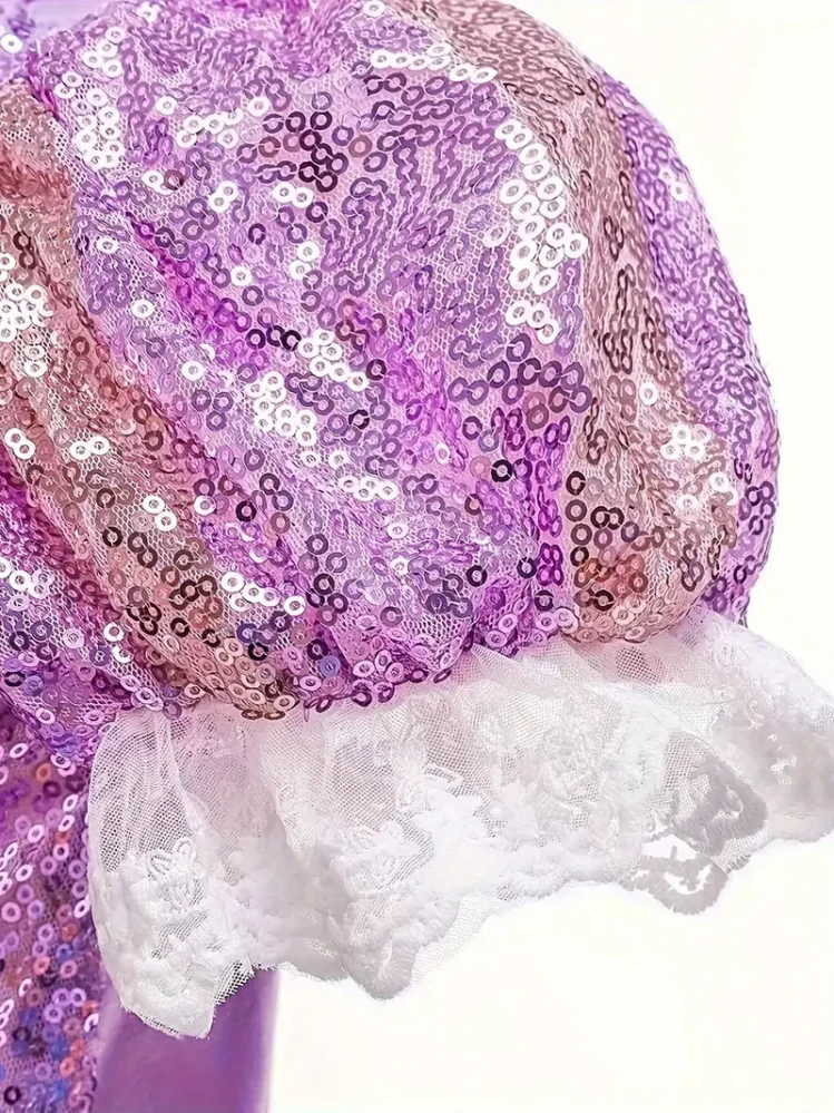 Fialkové šaty pro princeznu