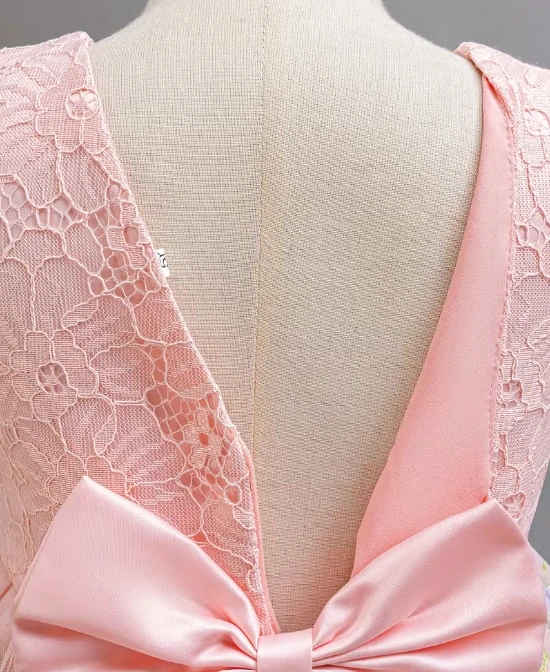 Dívčí slavnostní šaty růžové s květinovou výšivkou