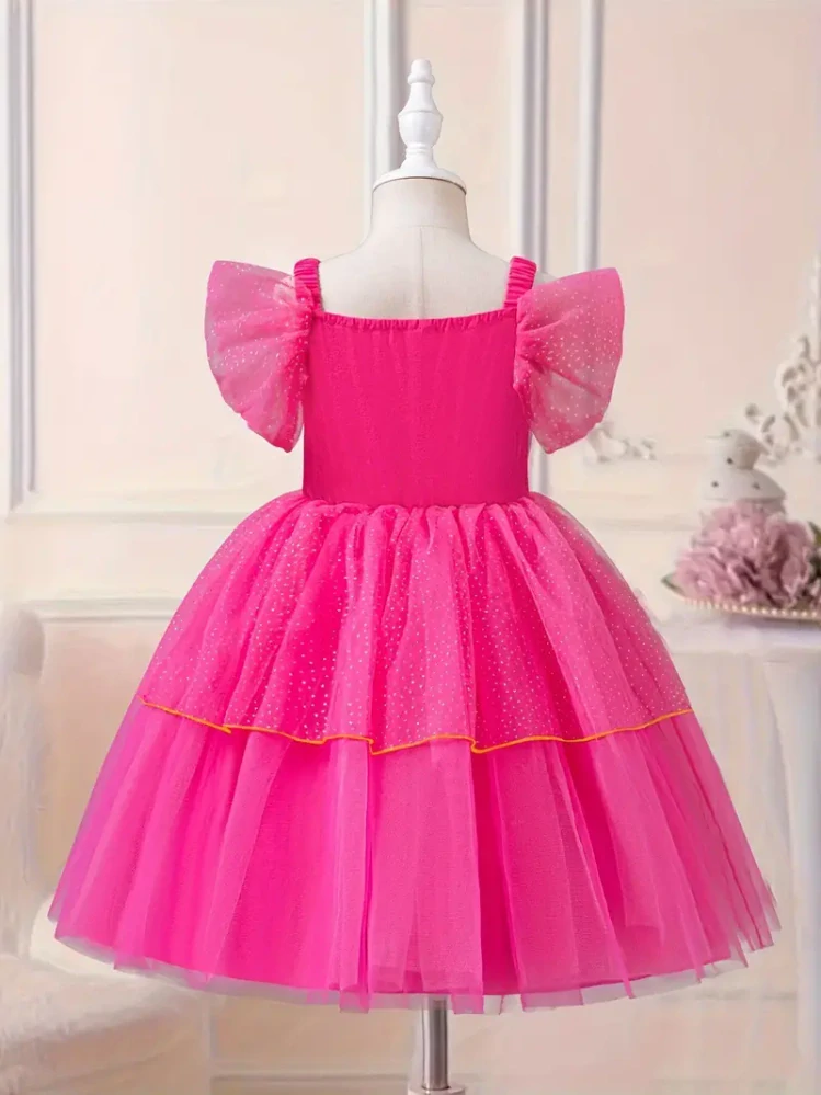 růžové šaty pro princeznu